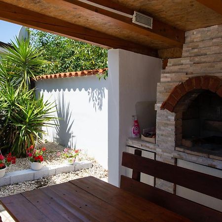Holiday Home Petrovic Медулин Екстер'єр фото