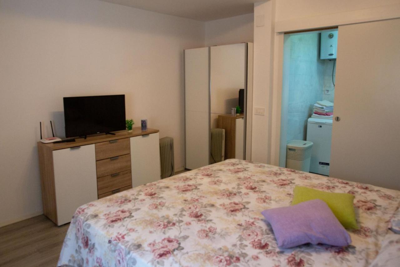 Holiday Home Petrovic Медулин Екстер'єр фото